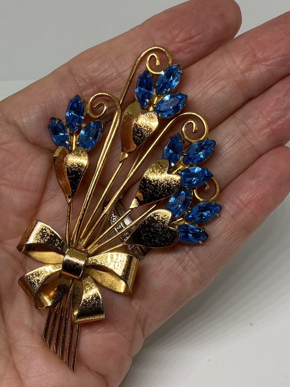 “Vintage Sterling Silver Vermeil Flower Bouquet Bow Brooch Blue Rhinestones